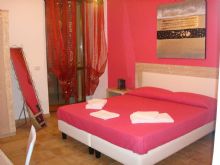 Foto 1 di Bed and Breakfast - Butterfly Rooms & Accommodation